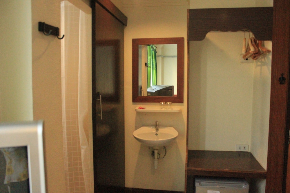 New Road Guest House 34/34