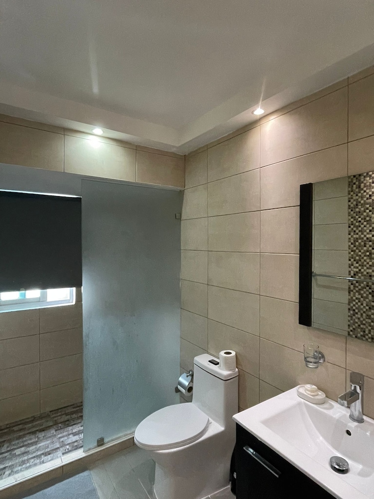City Caribbean Hotel Boutique 65/65