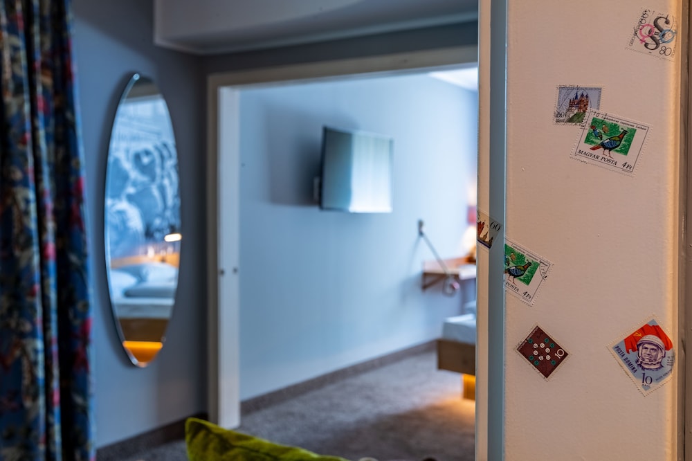 tinyTwice Hotel Bonn 6/50