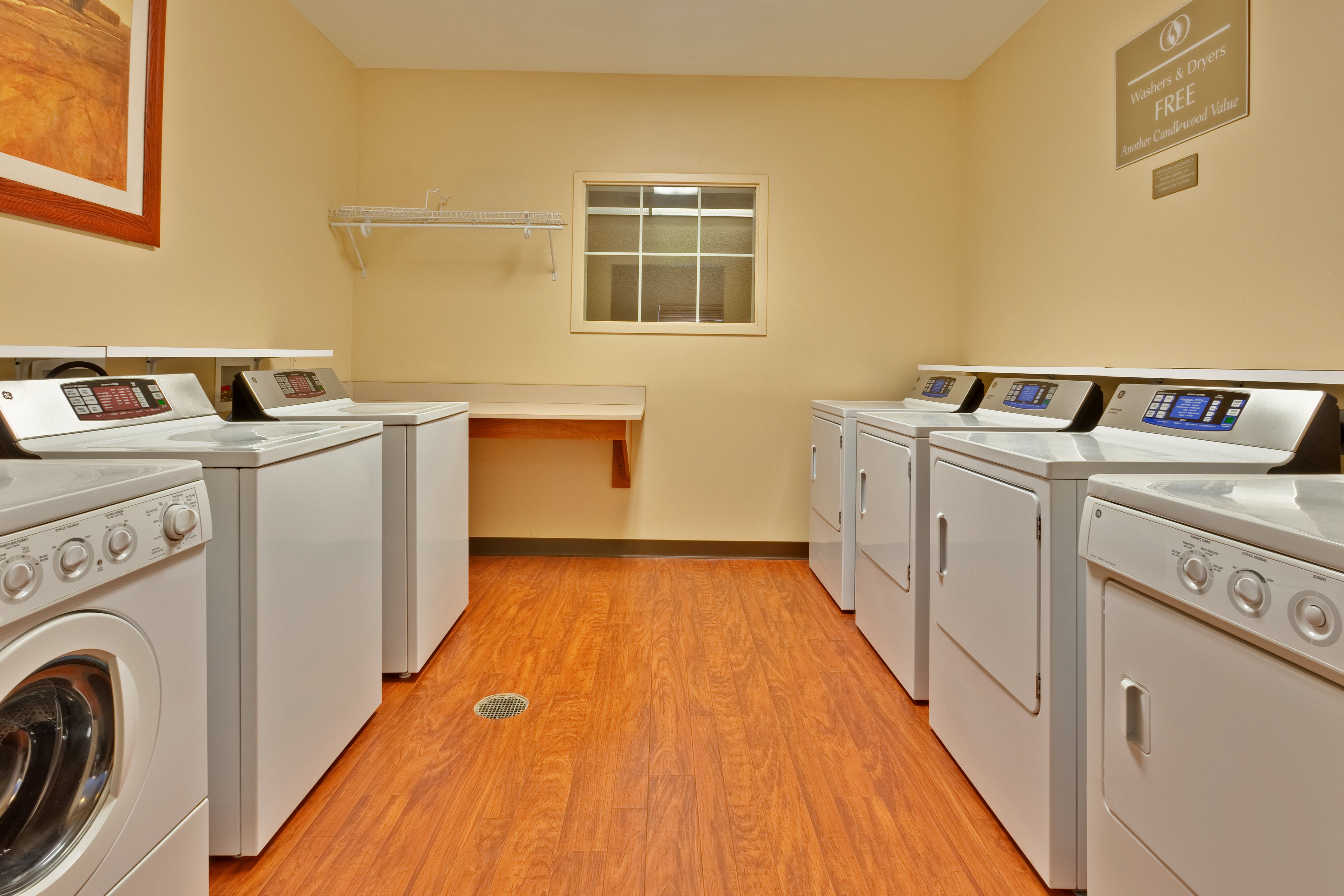 Candlewood Suites Olive Branch 8/27