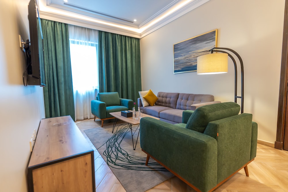 Marlo Hotel 55/73
