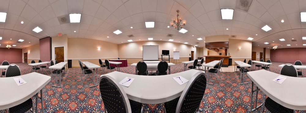 Best Western Leesburg Hotel & Conference Center 34/41