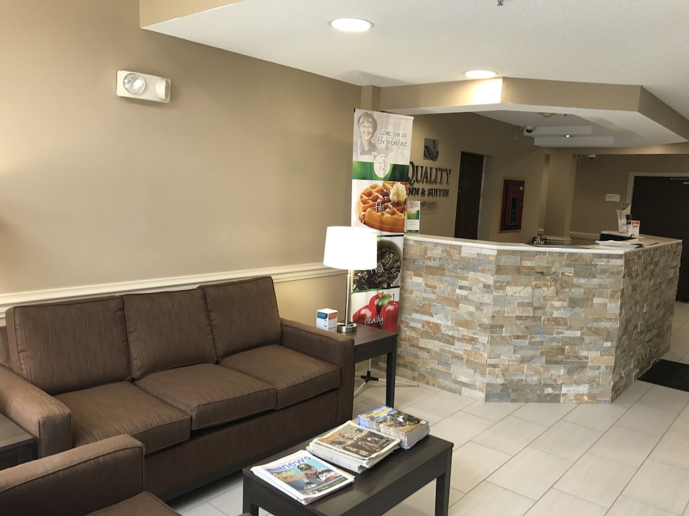 Quality Inn & Suites Maggie Valley - Cherokee Area 45/59