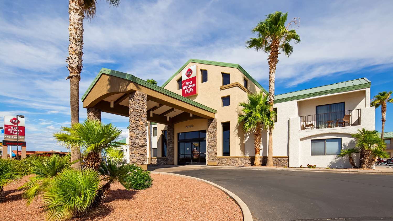 Best Western Plus King's Inn & Suites 35/37