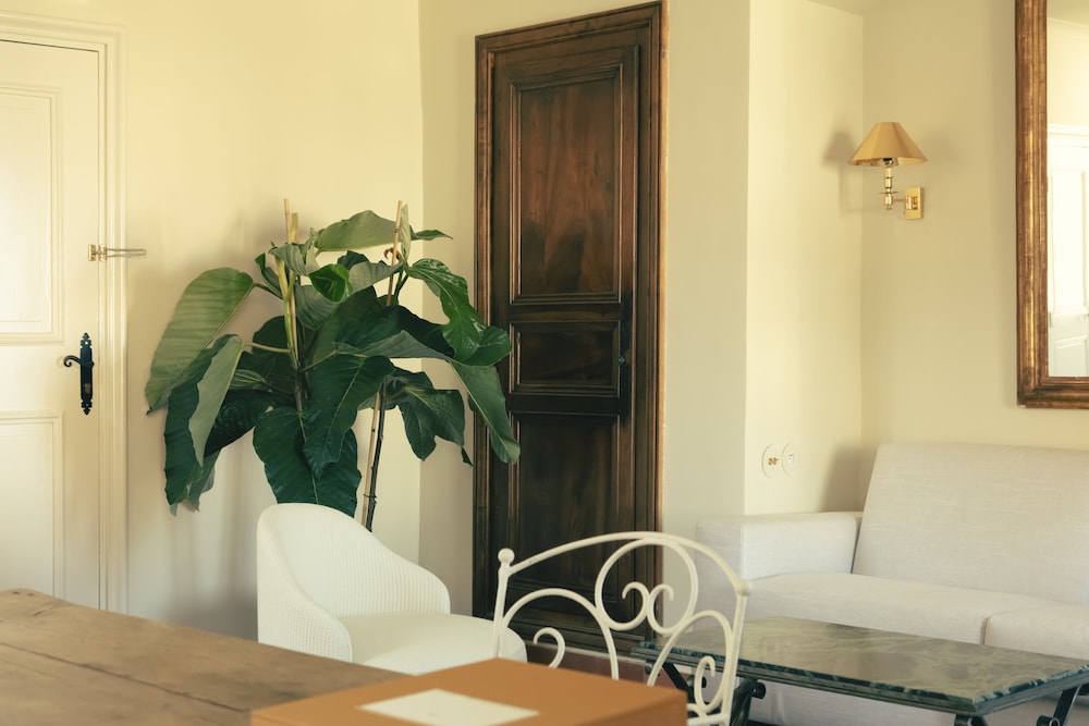 Hotel La Ponche photo5