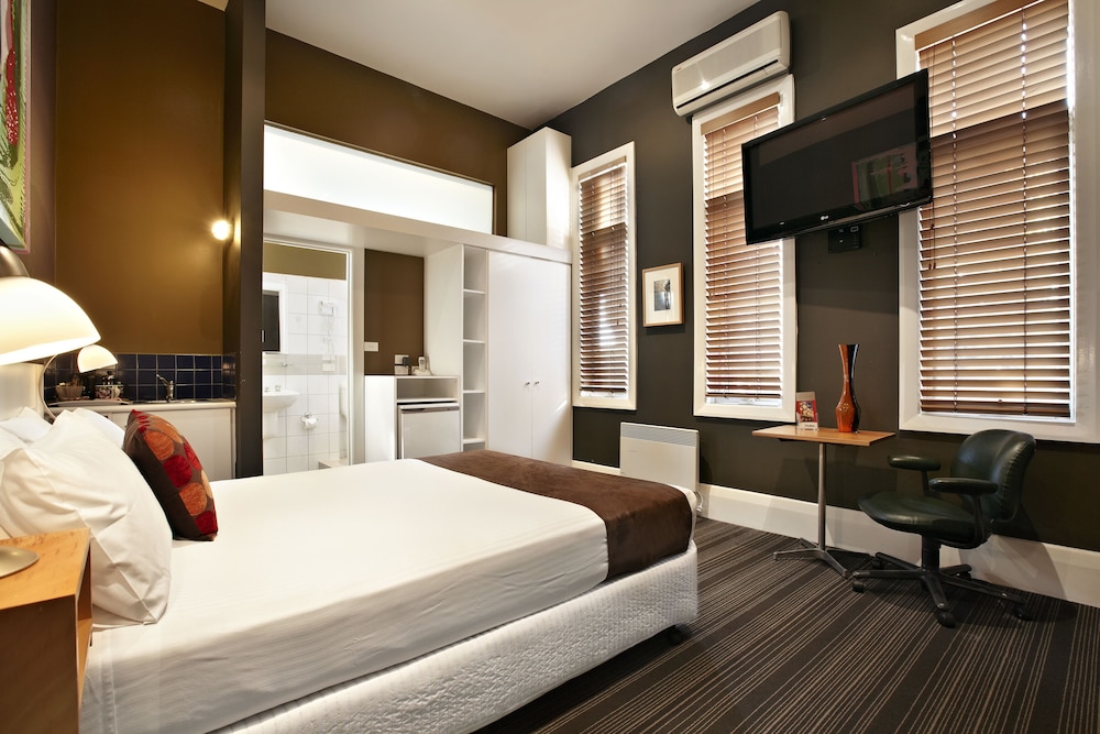 Tolarno Hotel 18/52
