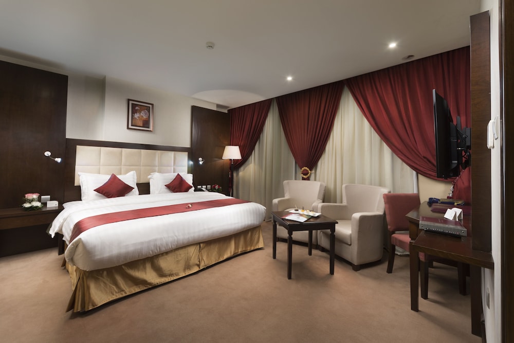 Razana Al Rowdah 10/50