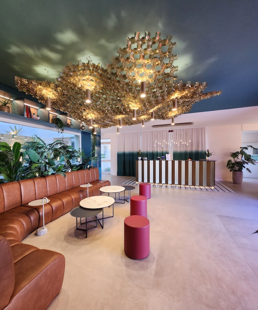 Bleis Hotel 26/50
