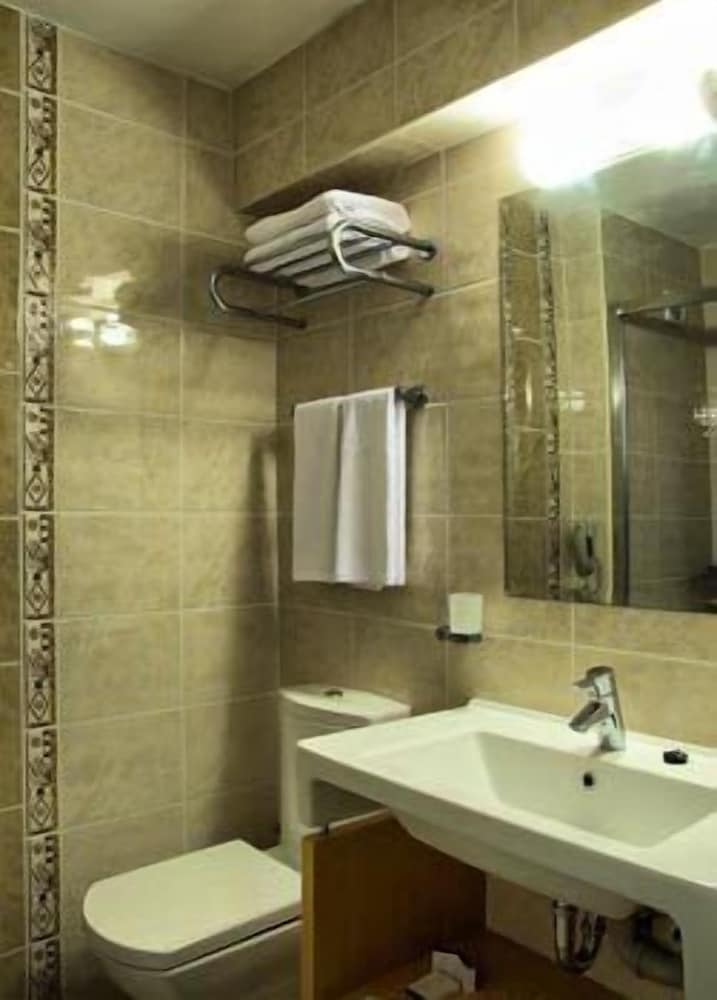 Lavista Boutique Hotel & Spa 47/50