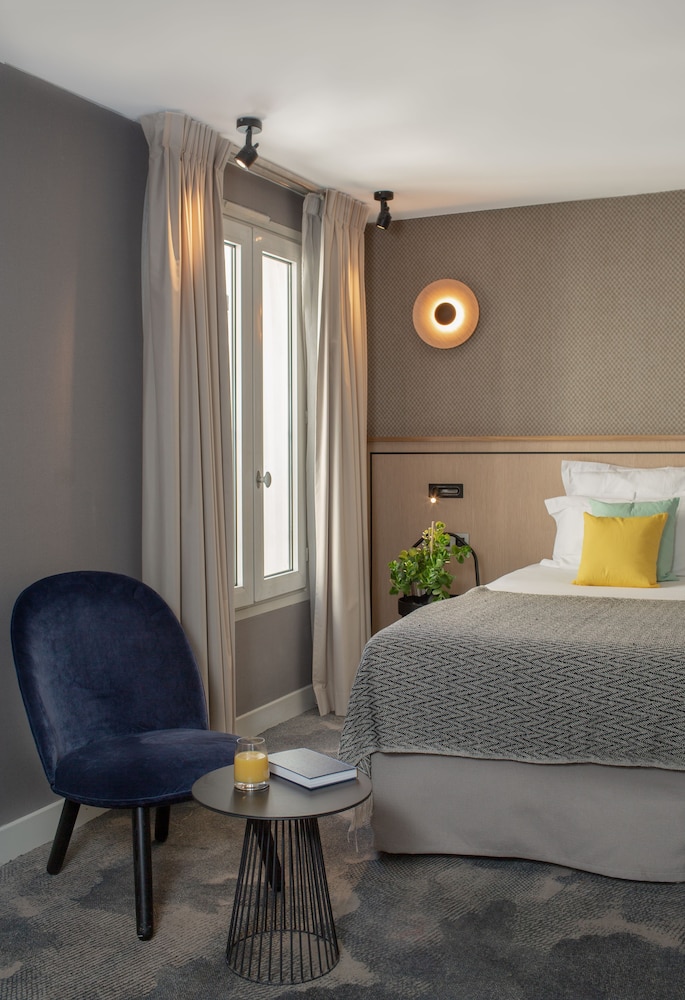 1 BEDROOM, JUNIOR SUITE, JETTED TUB