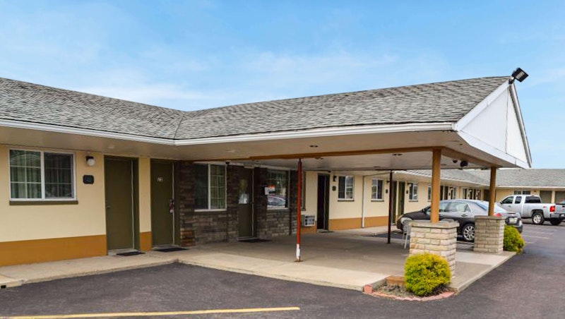 Relax Inn Bloomsburg 4/33