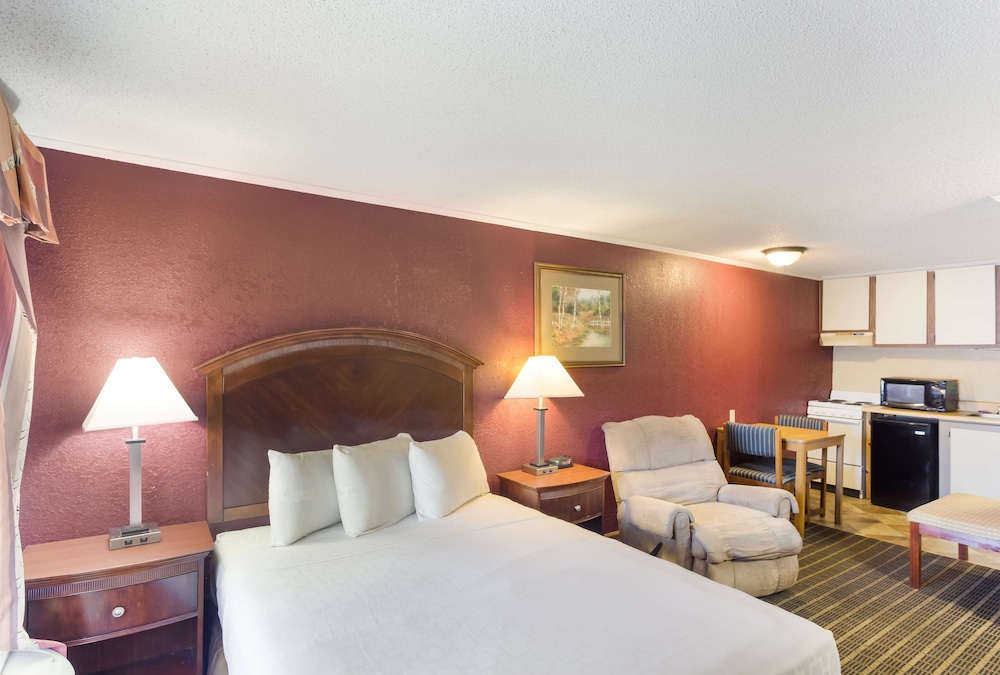 Knights Inn Ashland 11/39