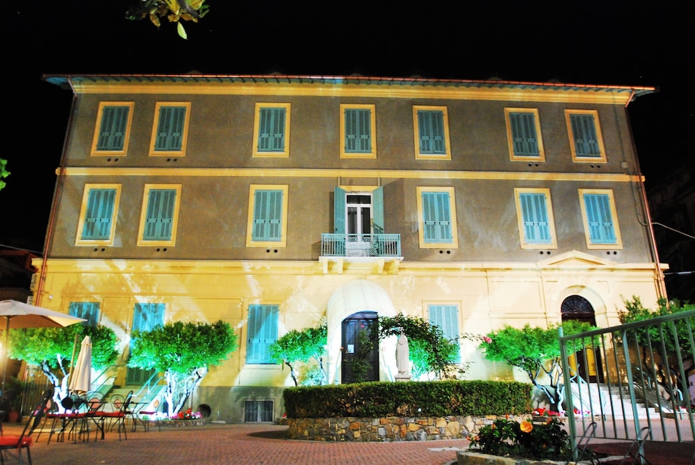 Hotel Villa Sophia 1/24