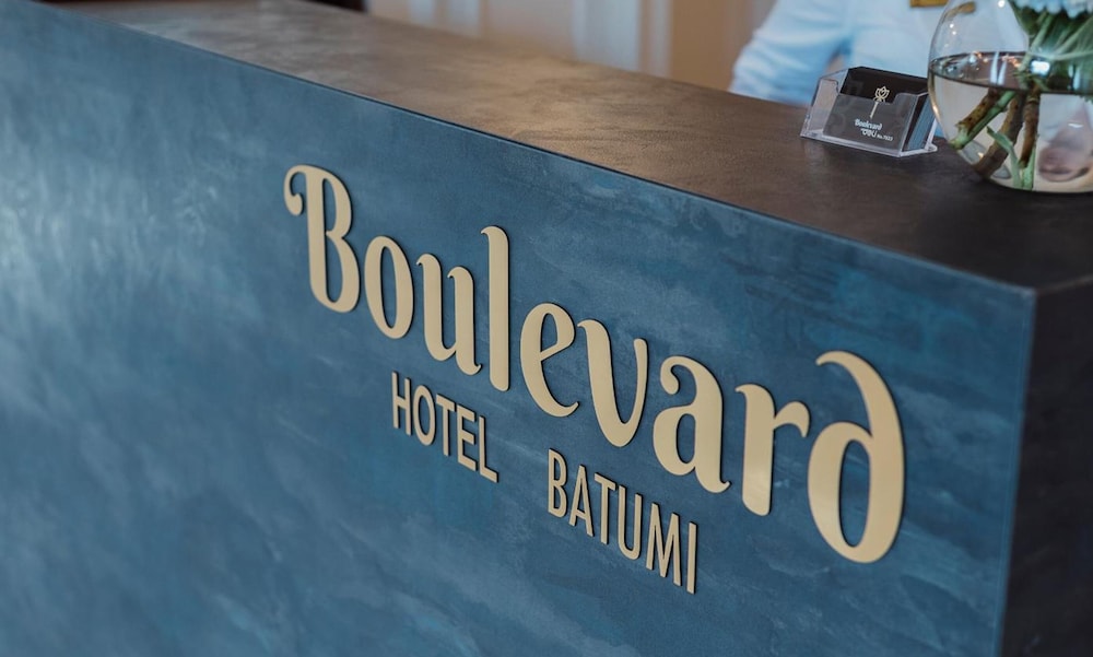 Boulevard Hotel Batumi 8/67