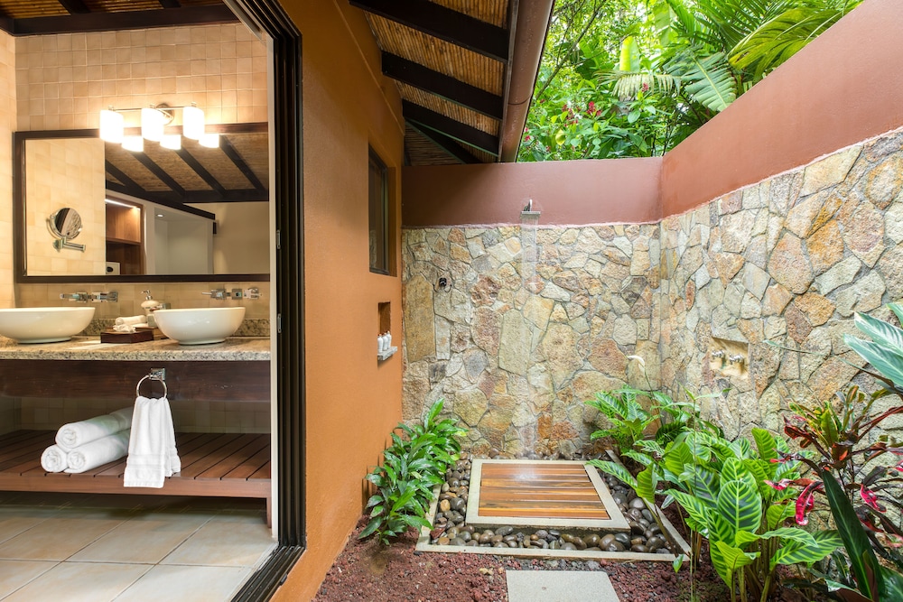 Rio Celeste Hideaway Hotel 62/63