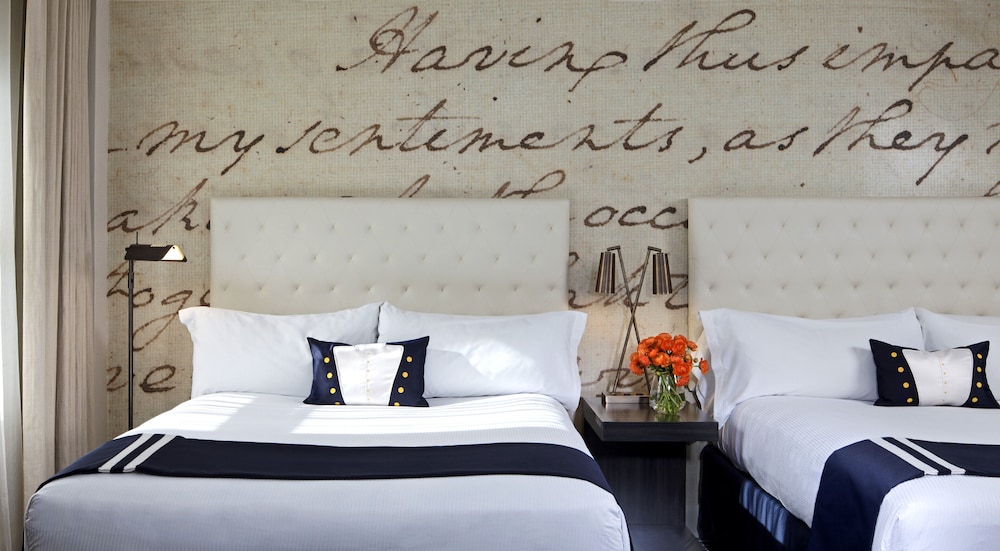 room, 2 queen beds