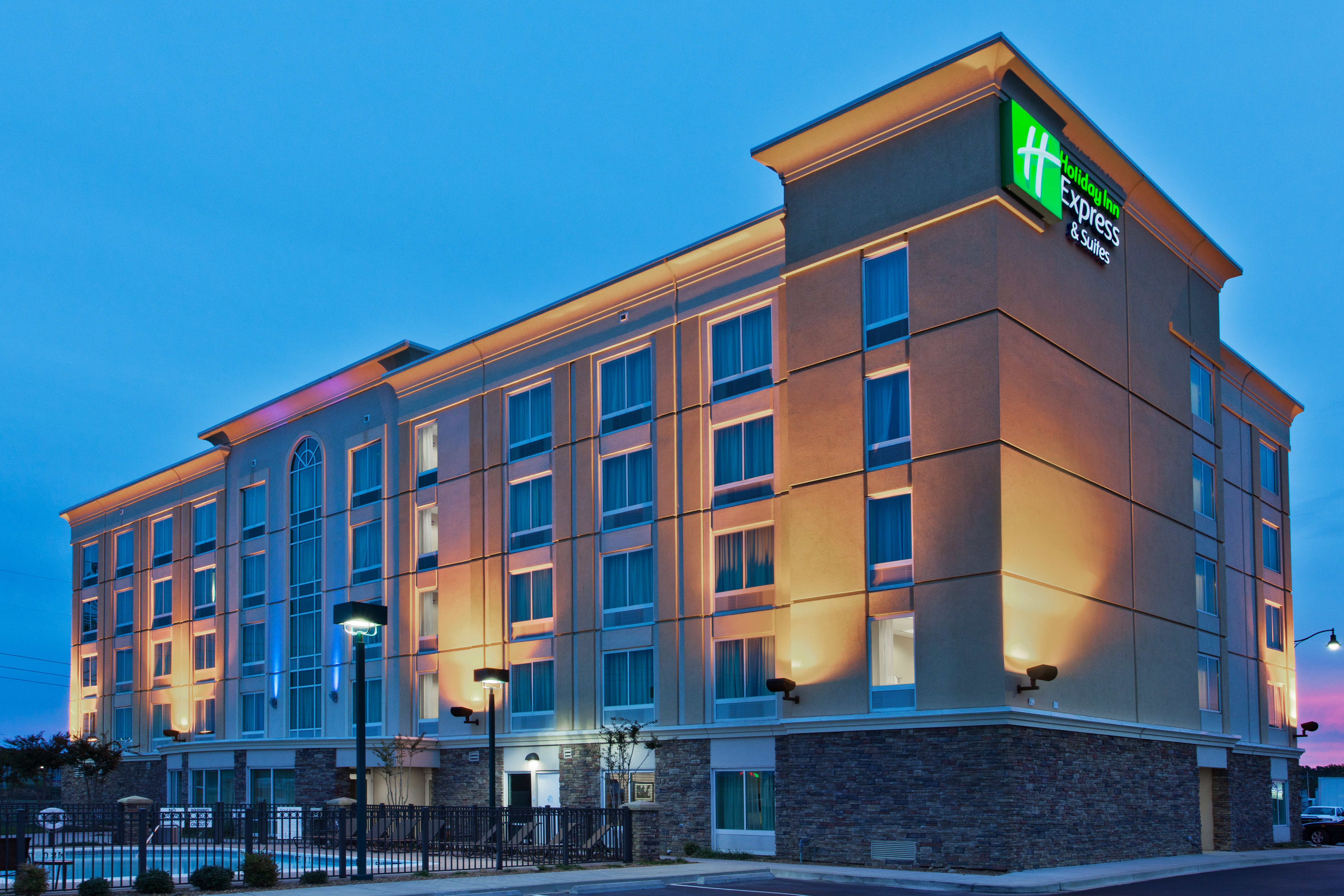 Holiday Inn Express Hotel And Suites Jackson Northeast 4/55