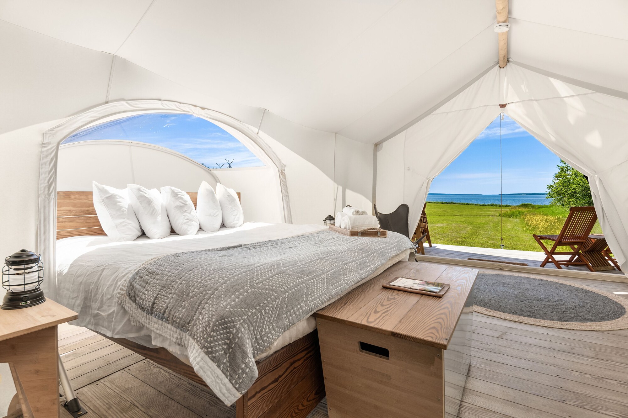Stargazer, Tent, King and Twin Beds