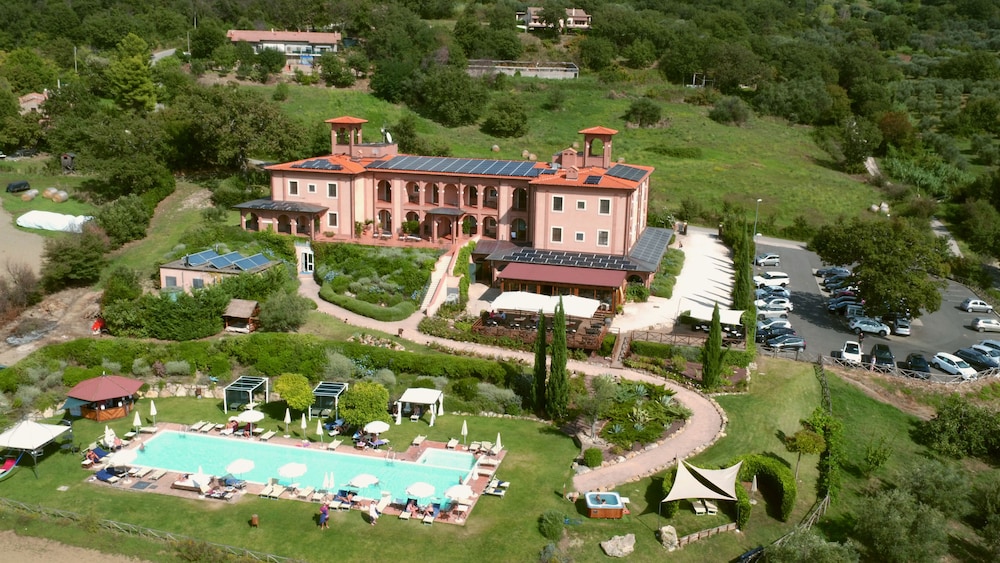 Saturnia Tuscany Hotel 1/70