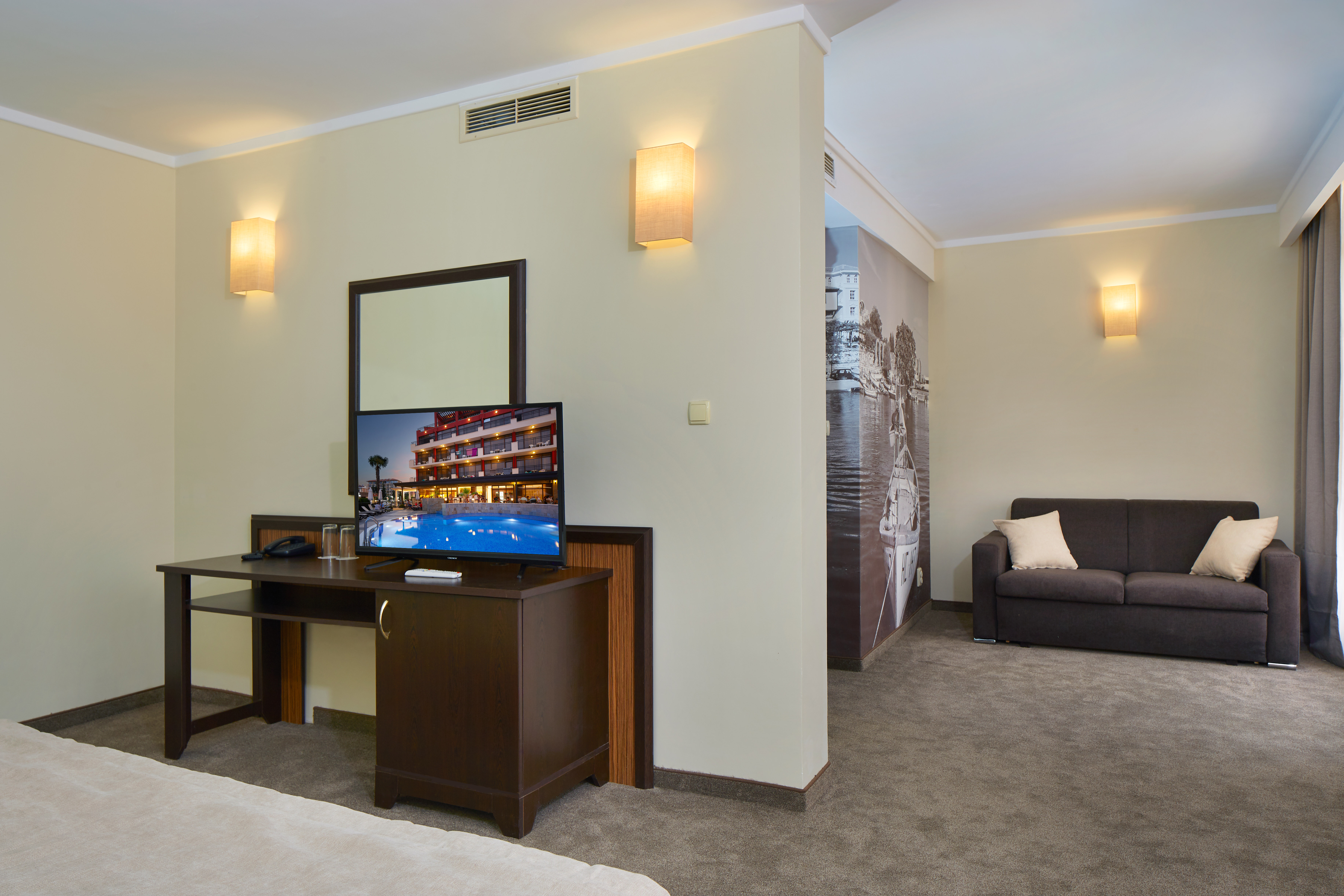 Hotel Nobel Ultra All Inclusive - FREE Beach Access 68/87