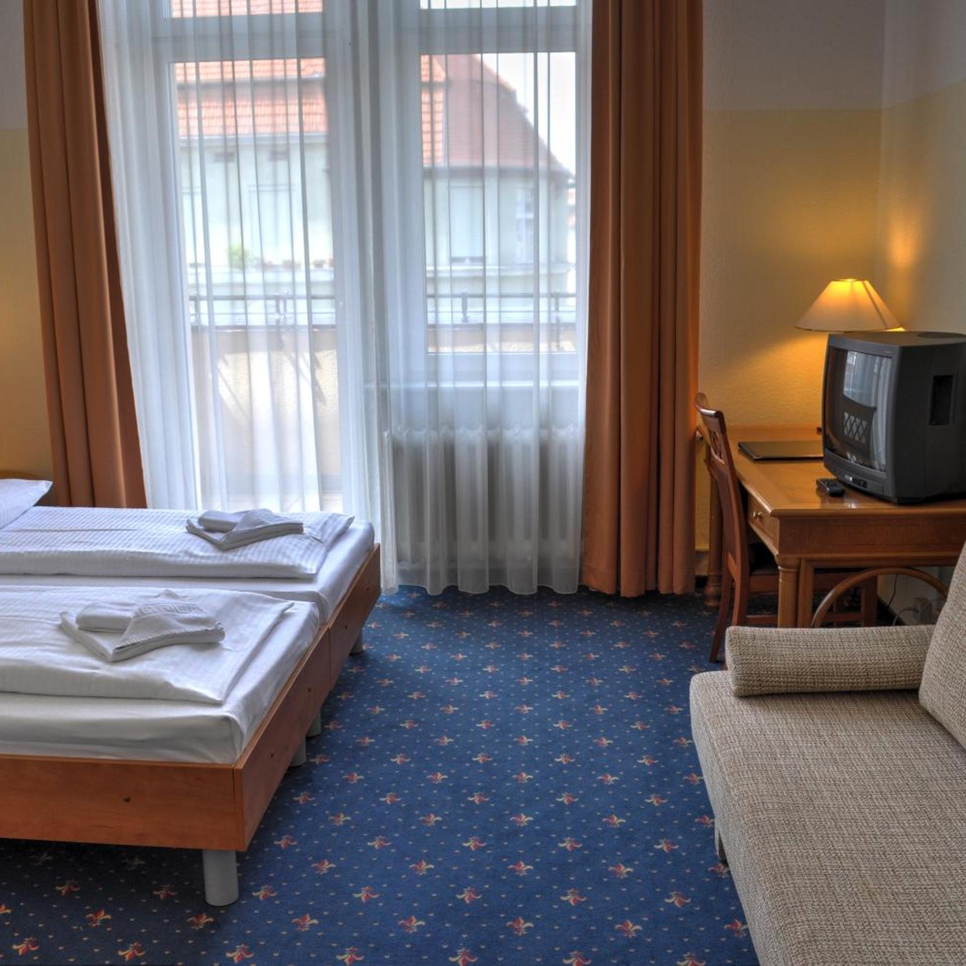 Family, Hotel Europa City 7/10