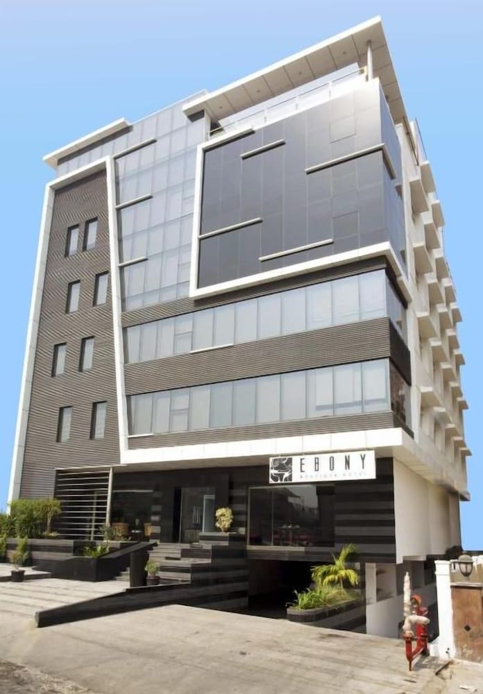 Ebony Boutique Hotel 3/50