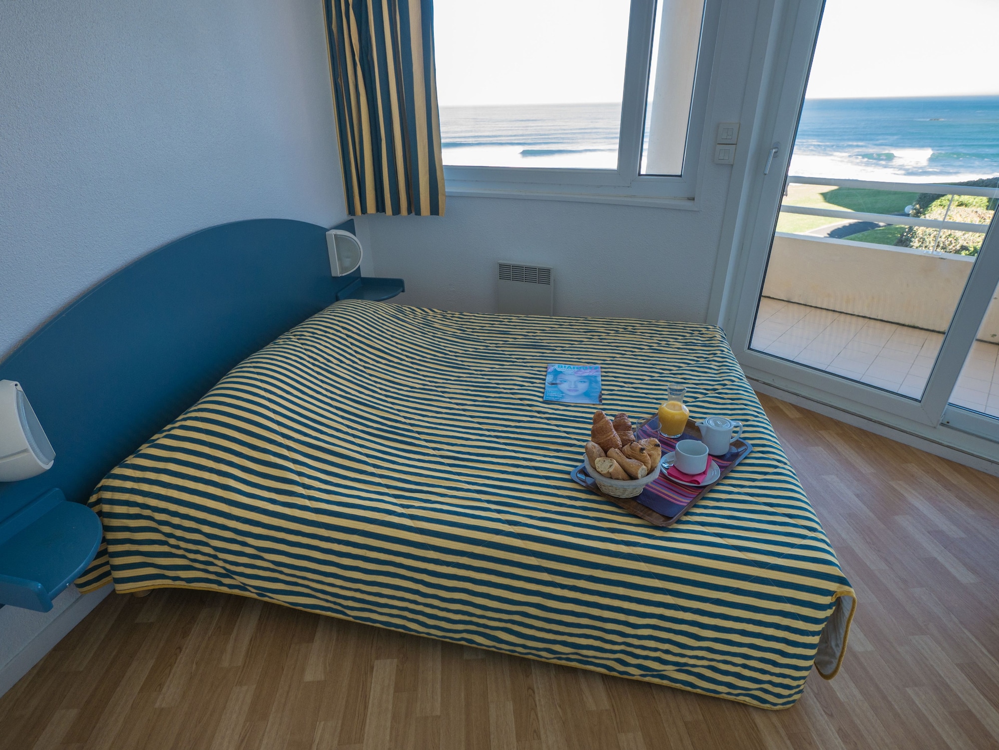 2 Bedrooms, Apartment, Twin Beds, Sea Side, Sofa