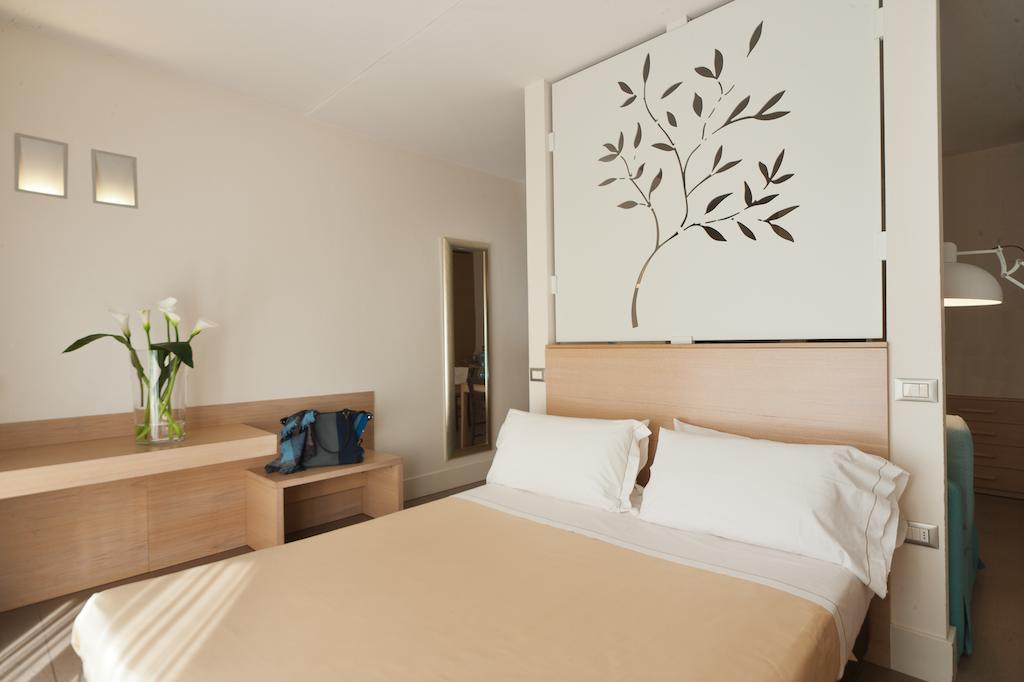 Junior Suite, Lateral Side Sea View