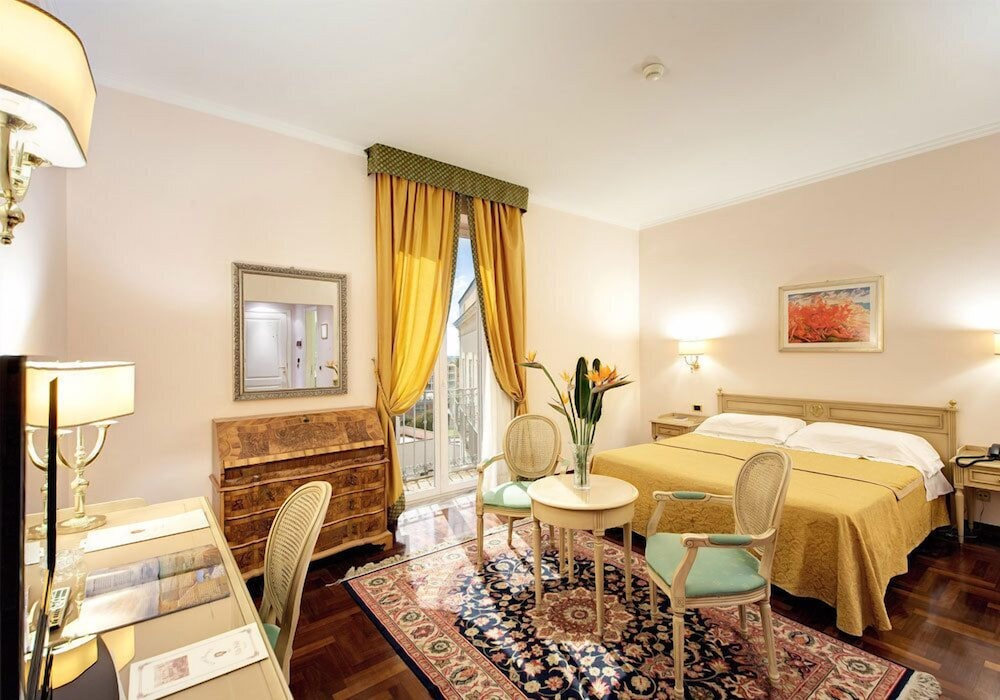 Grand Hotel Villa Politi 49/59