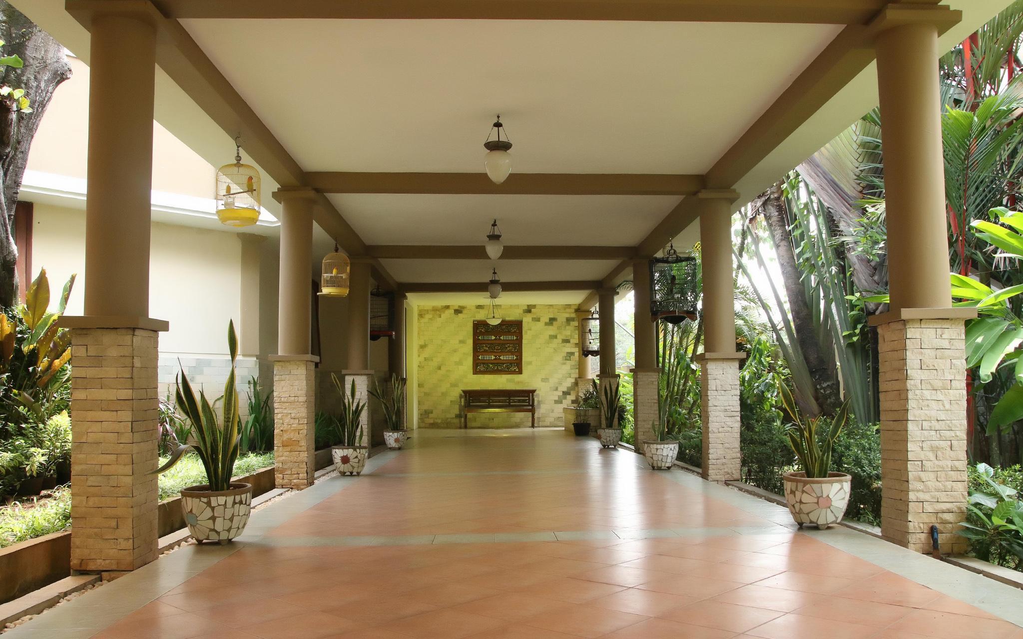 Candisari Hotel & Resto 8/28