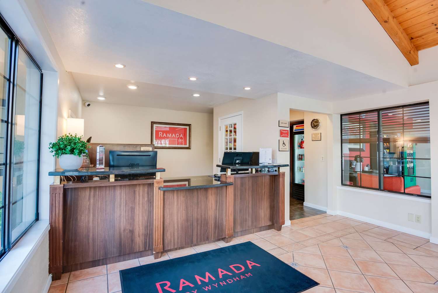 Ramada by Wyndham Mountain View 4/28