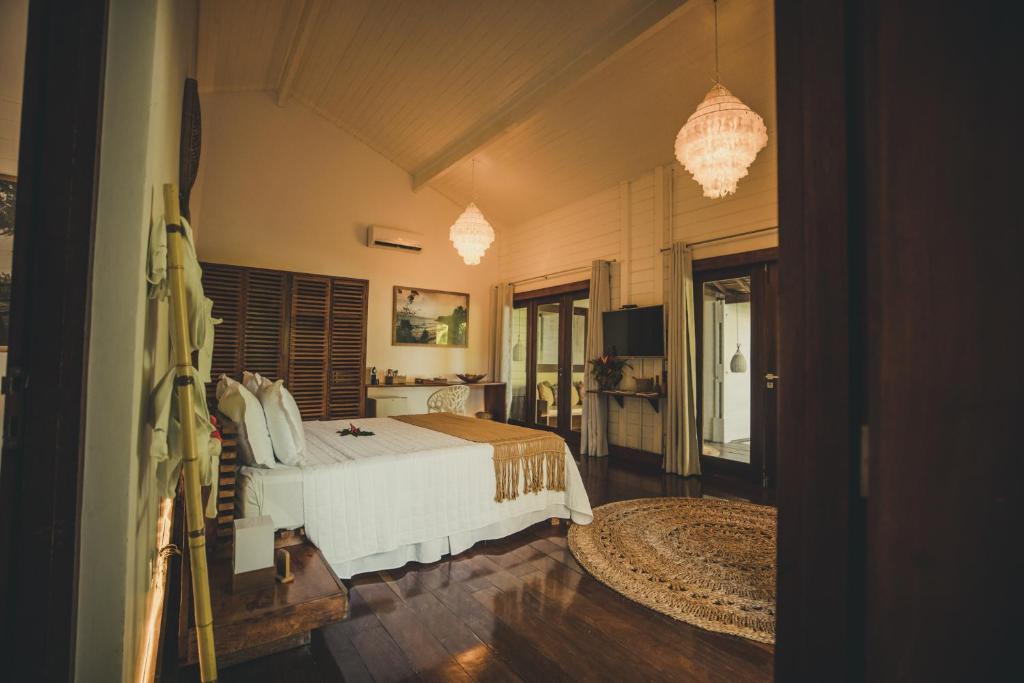 Madeiro Beach Hotel and Resort 5/22
