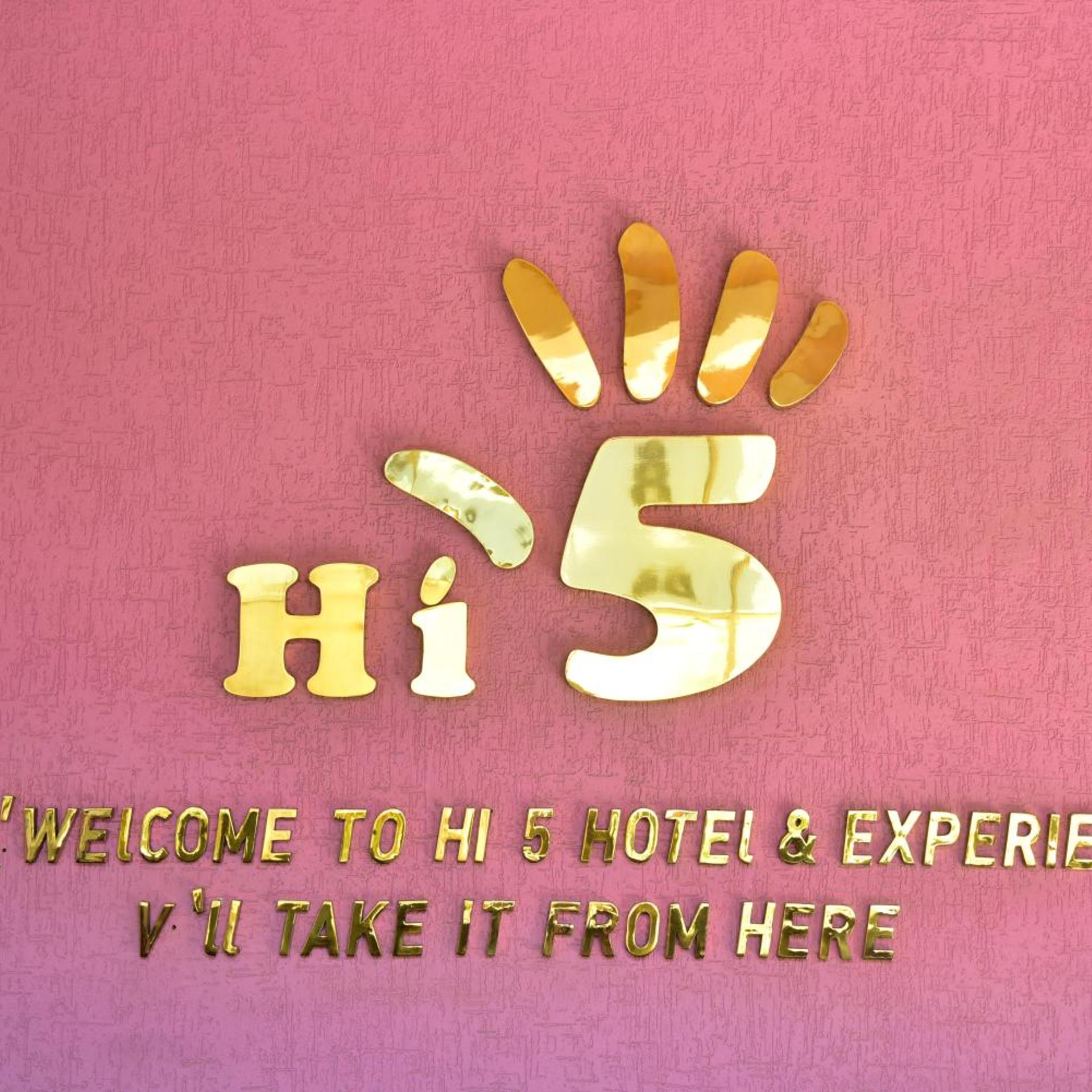 Hi 5 Hotel And Experience 35/39