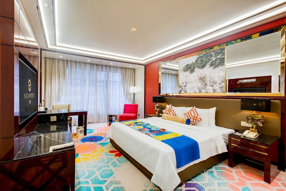 NagaWorld Hotel & Entertainment Complex 14/50