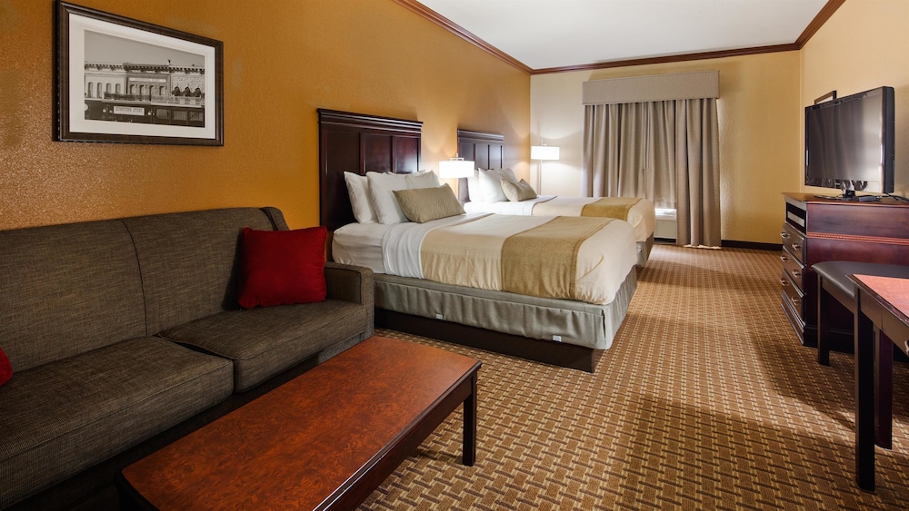 Best Western Granbury Inn & Suites 9/36