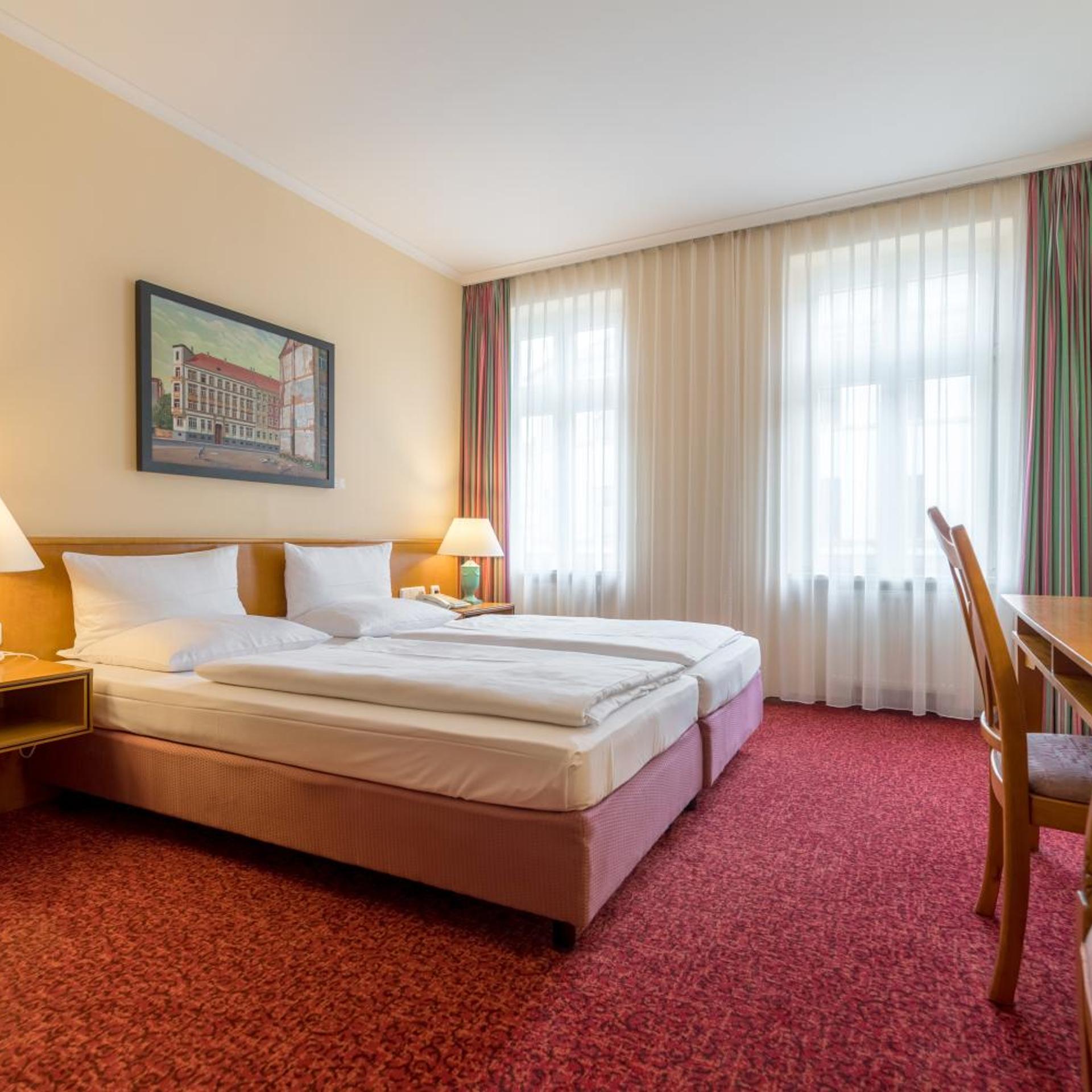 Room, Double Bed