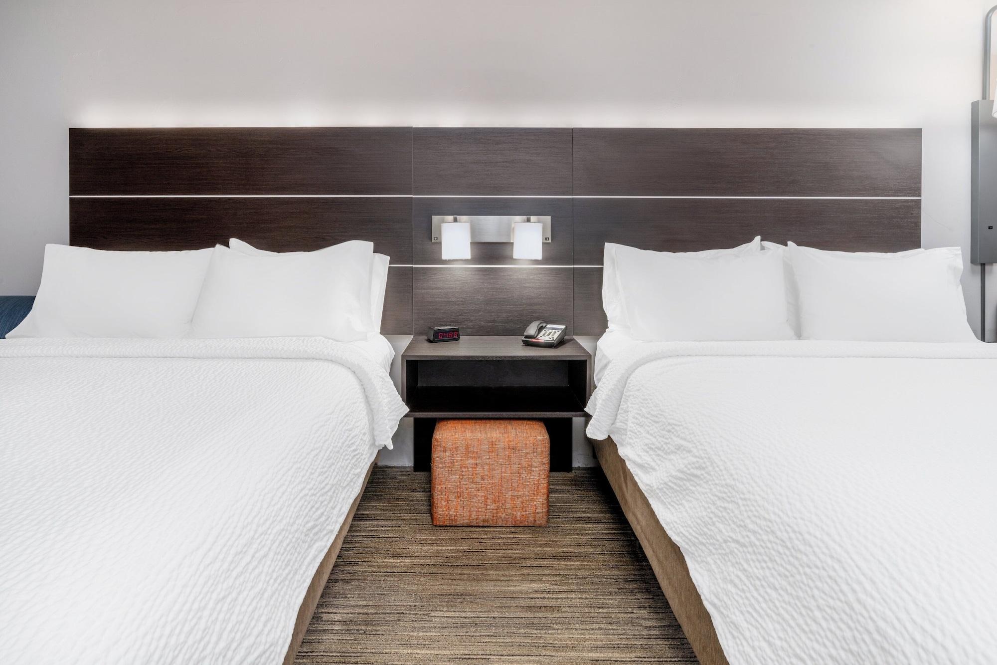 Suite, Multiple Beds