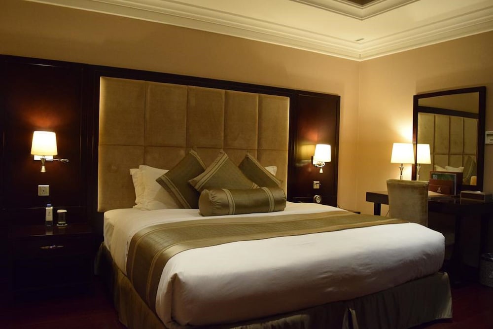 فندق هوليدى جازان(Veloran Hotel) 4/31