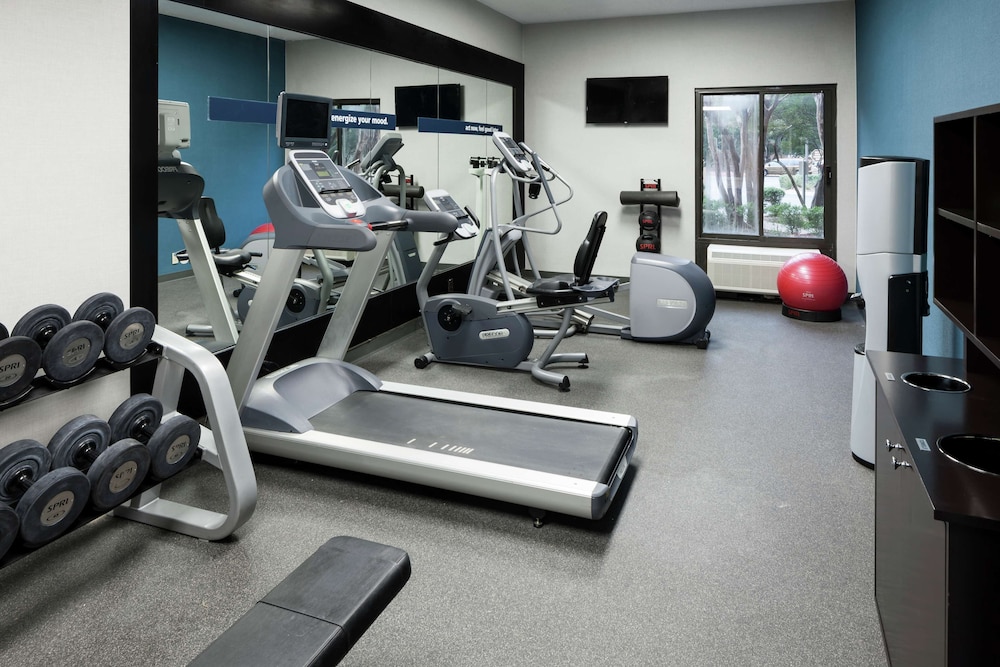 Hampton Inn Austin NW near The Domain (Ex Hampton Inn Austin Arboretum Northwest) 33/55