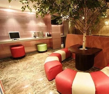 Fox Hotel 17/18