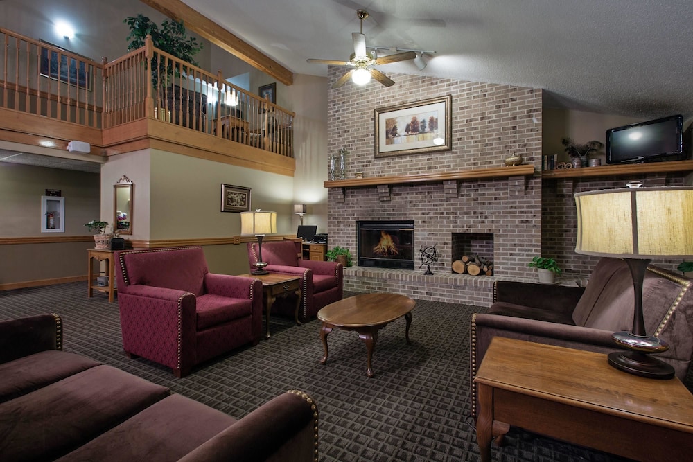 Americinn By Wyndham Grundy Center 17/23