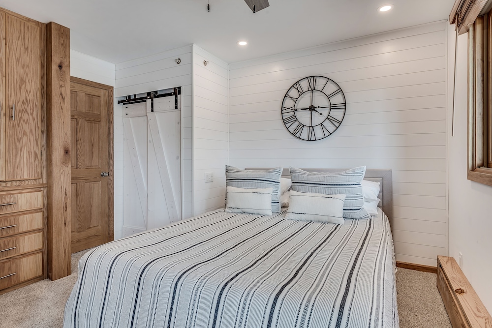 Laurelwood A Destination Residence 16/76