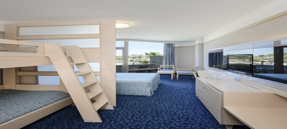 Vonresort Golden Coast 66/79