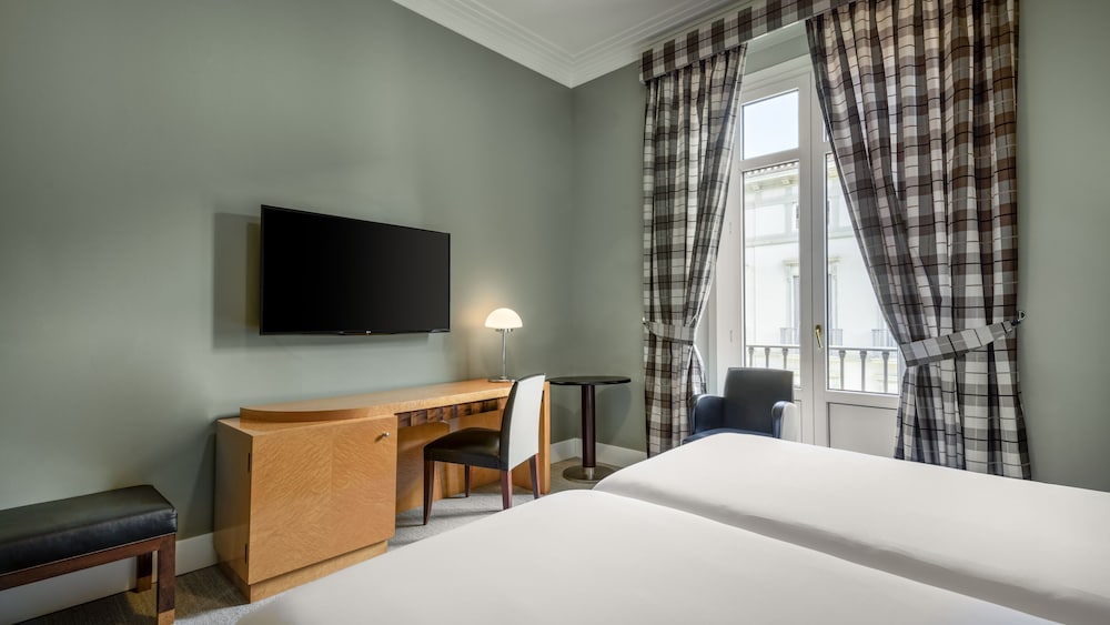 Hotel Larios Malaga 54/66