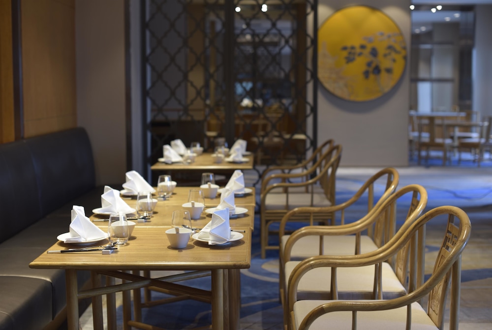 WYNDHAM GRAND XIAMEN HAICANG 40/50