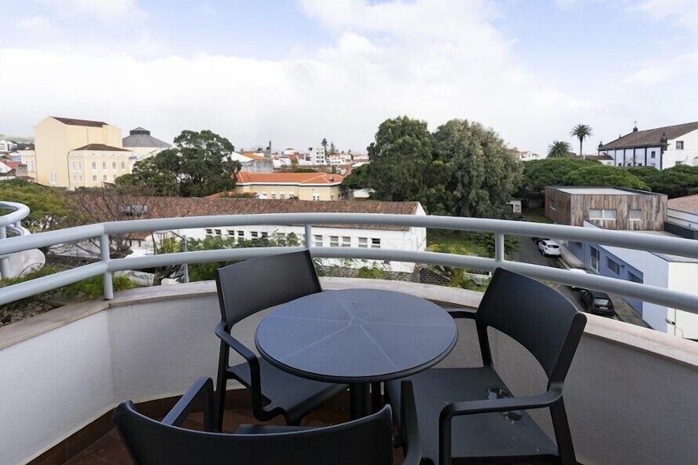 Hotel Ponta Delgada 7/122