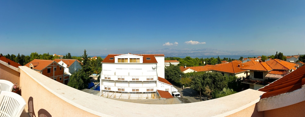 Villa Midea 42/50