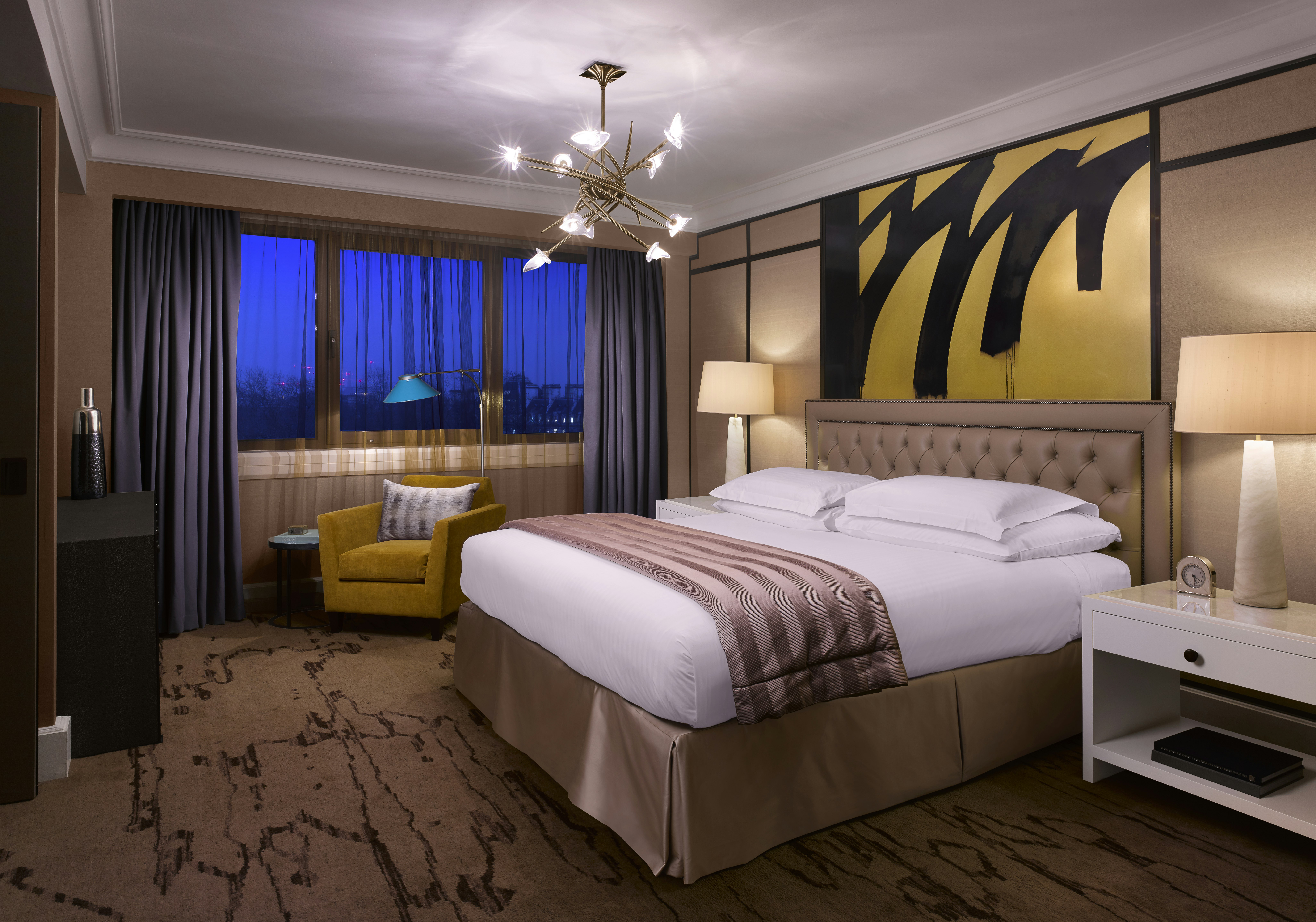 Palace, Suite