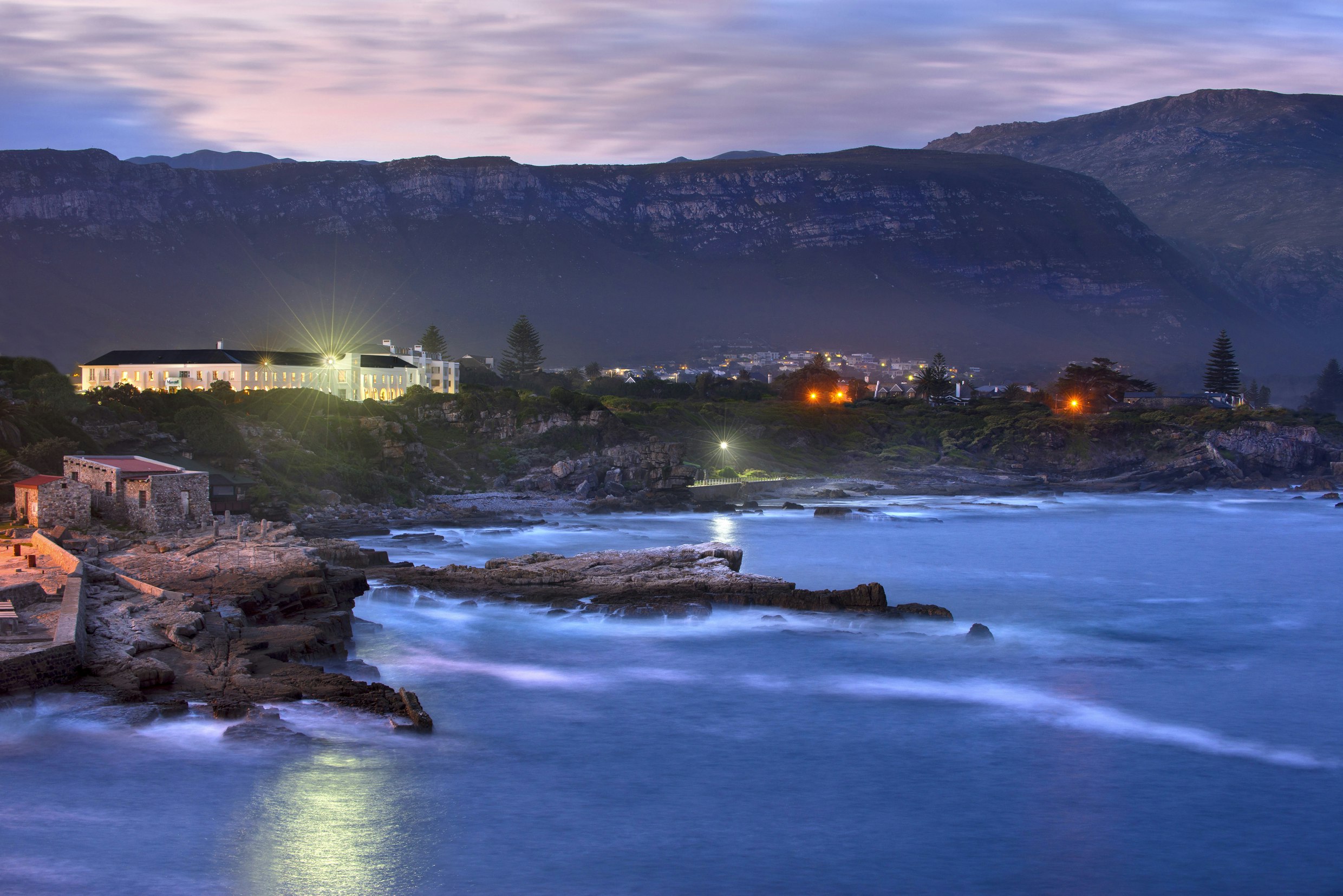 The Marine Hermanus 82/91