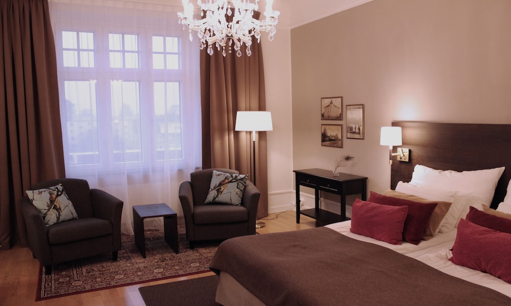 Home Hotel Drott 32/41